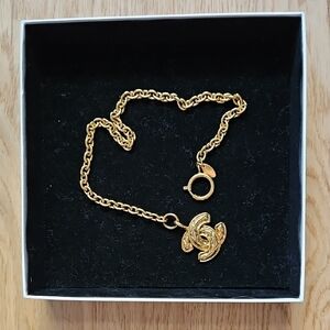 Vintage CC Chanel Neckkace Authentic